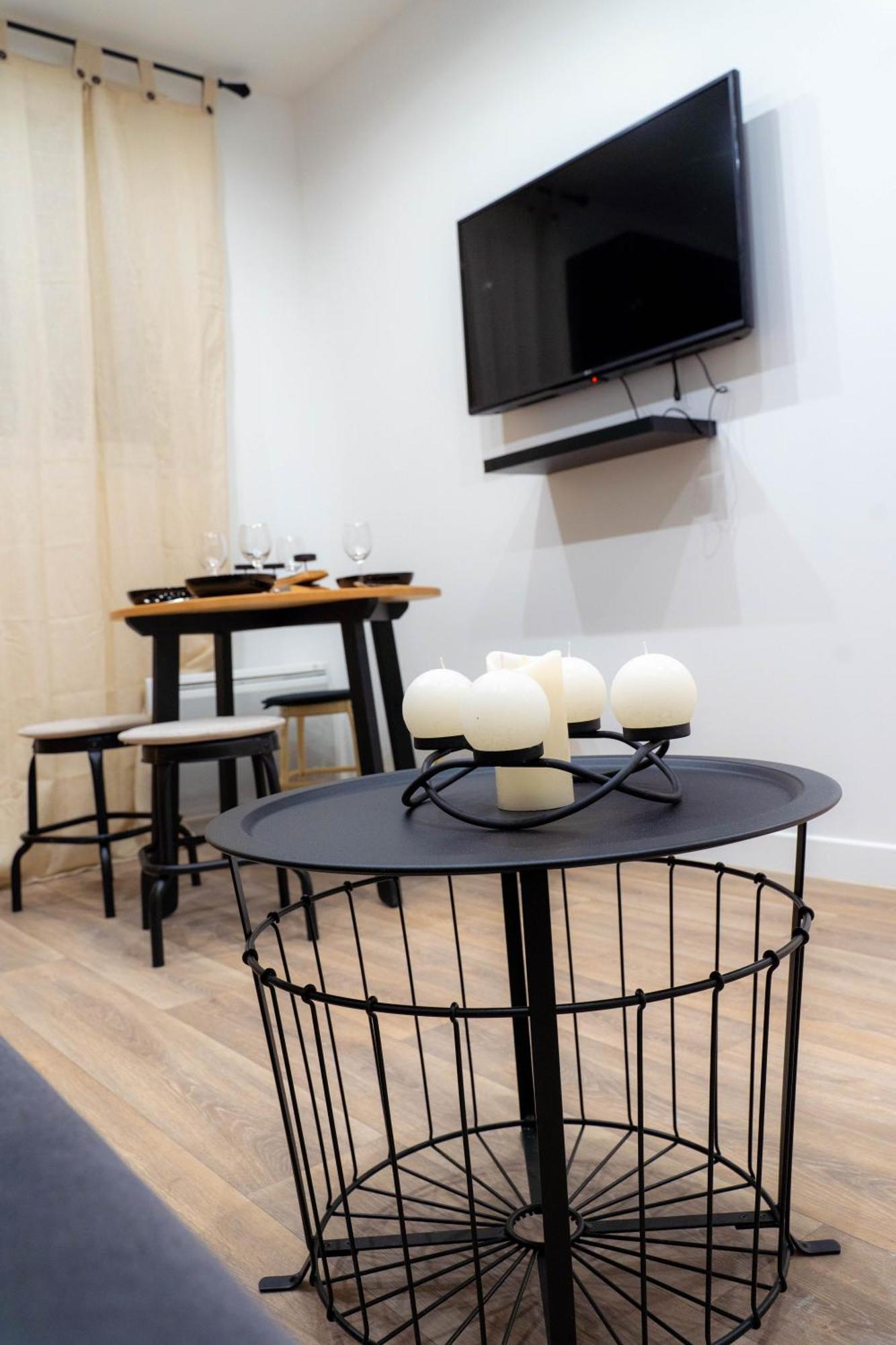 Rent A Room - Cosy 1Bdr Παρίσι Δωμάτιο φωτογραφία